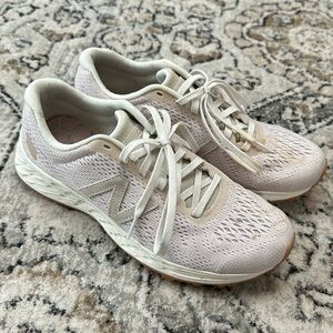 New Balance baby pink women’s shoes size 8